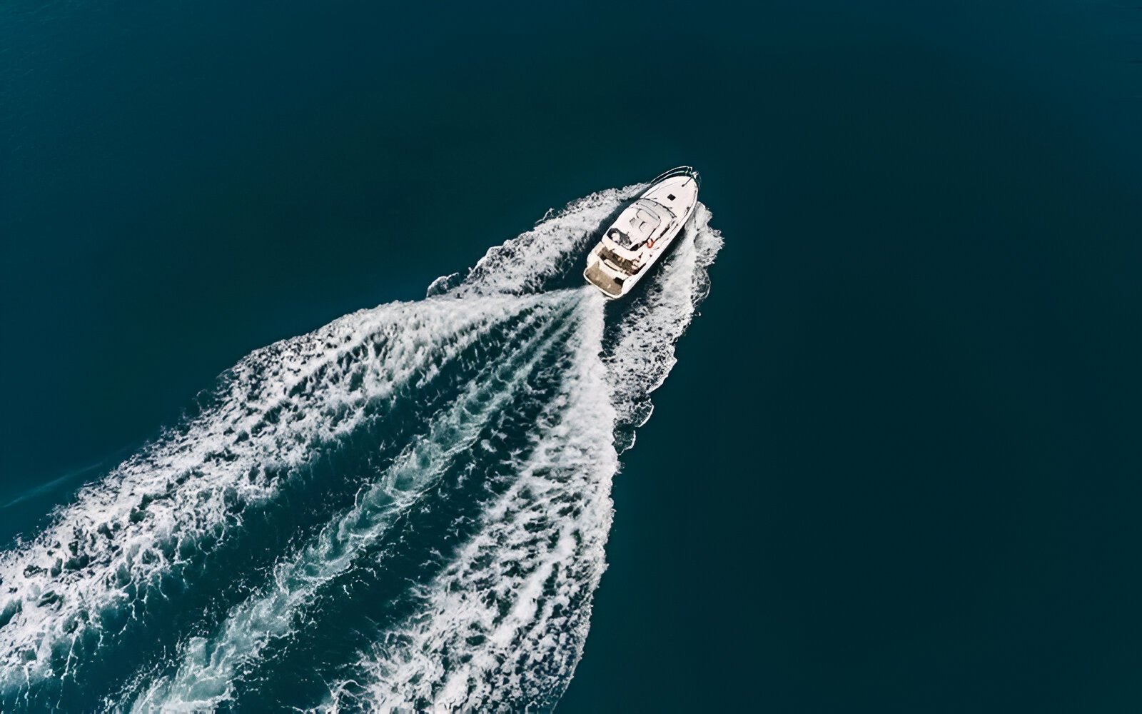SPEED BOAT PRIVATE